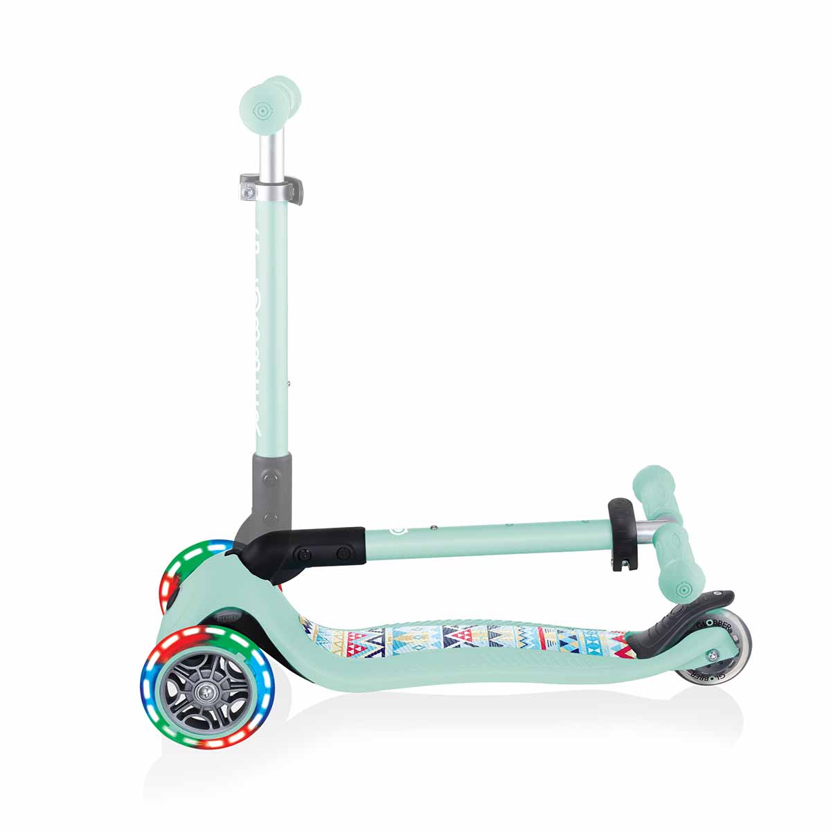 sgavaema-trotinetka-sas-sveteschi-kolela-globber-junior-fantasy-lights-mentovo-zelena-961135544