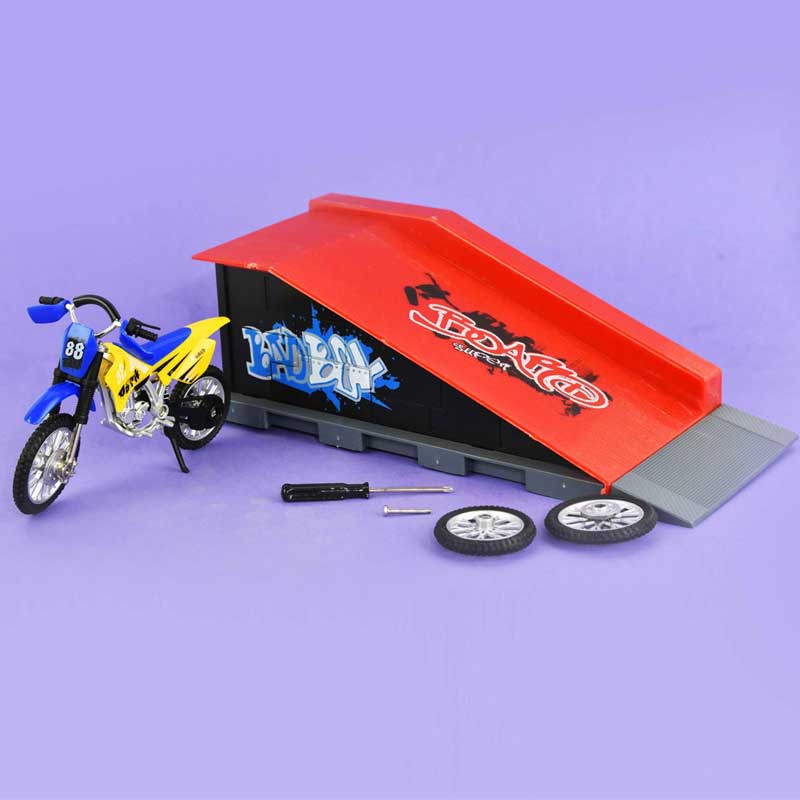 igrachka-za-prasti-rampa-s-motor-642200711