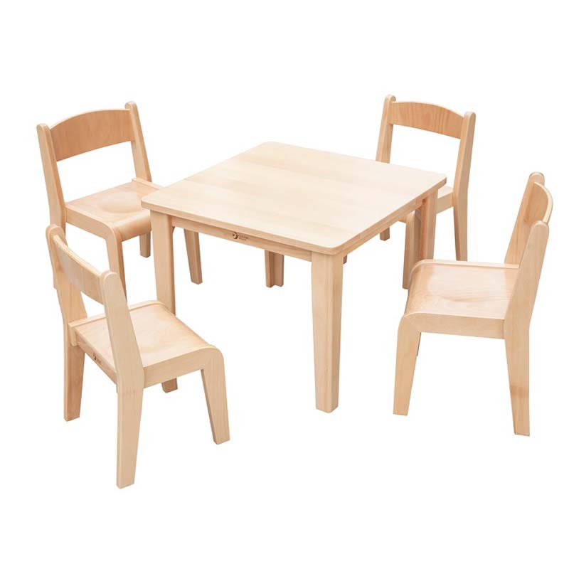 golyama-kvadratna-masa-ot-darvo-za-detski-tsentar-35834456