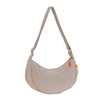 11070173001 Чантата за през рамо beige