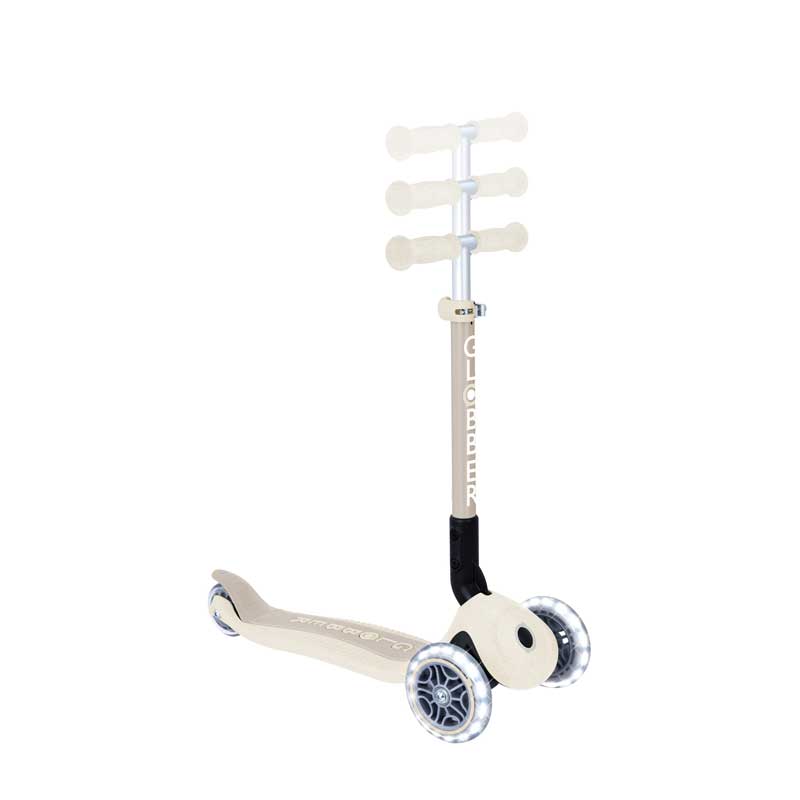 sgavaema-eko-trotinetka-s-3-kolela-globber-junior-foldable-lights-eco-tsvyat-kokos-201432149