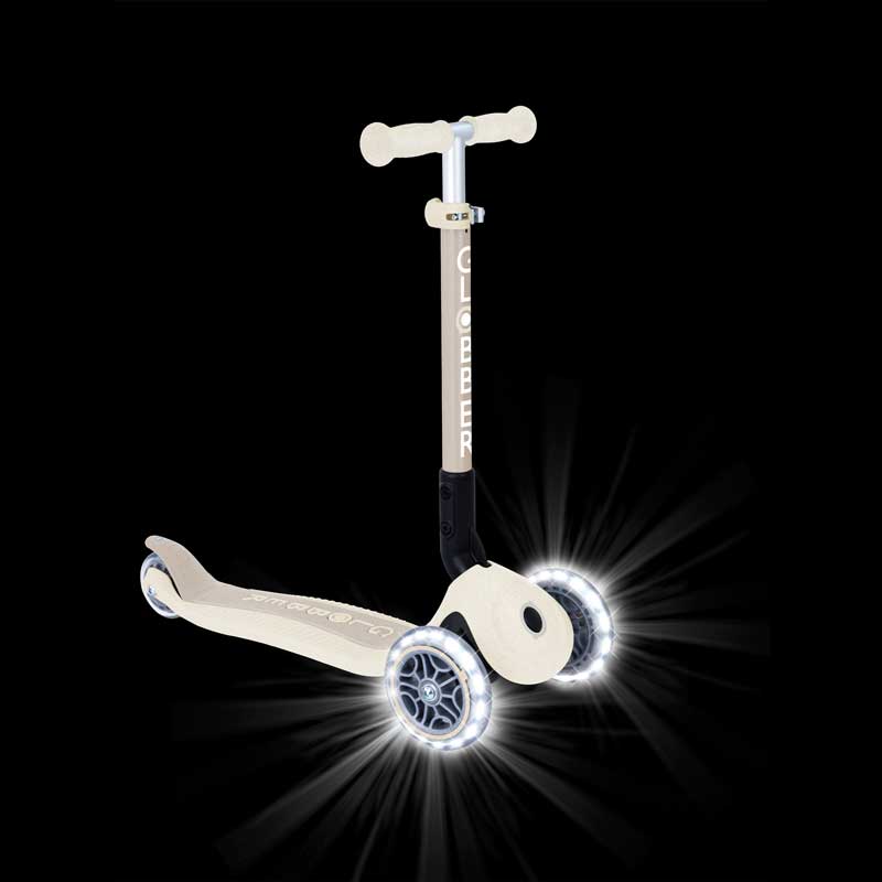 sgavaema-eko-trotinetka-s-3-kolela-globber-junior-foldable-lights-eco-tsvyat-kokos-36675397