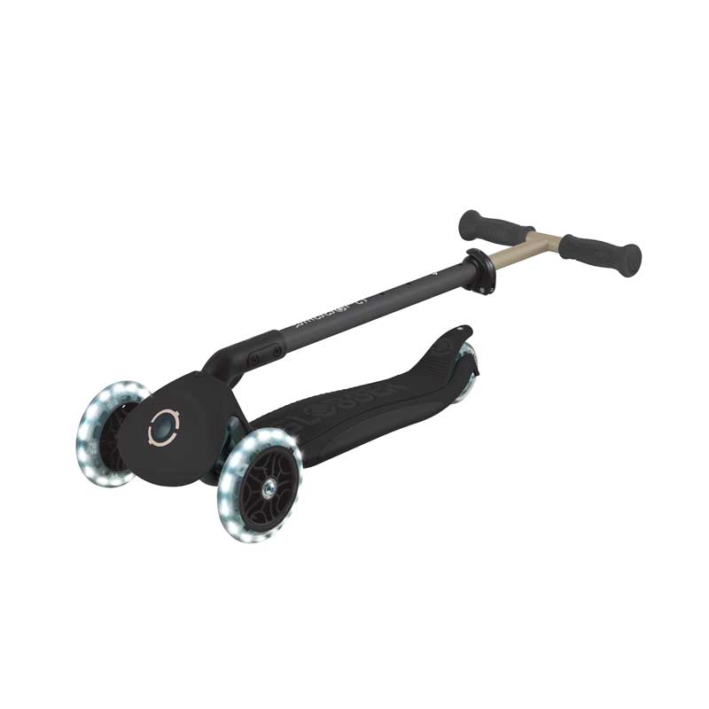 trotinetka-5-v-1-globber-go-up-deluxe-lights-360-cherna-309742444