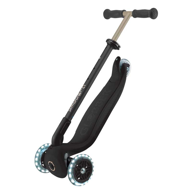 trotinetka-5-v-1-globber-go-up-deluxe-lights-360-cherna-977322846